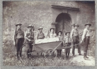 Photo de patrouille devant la cantine du Puisoire (1915)